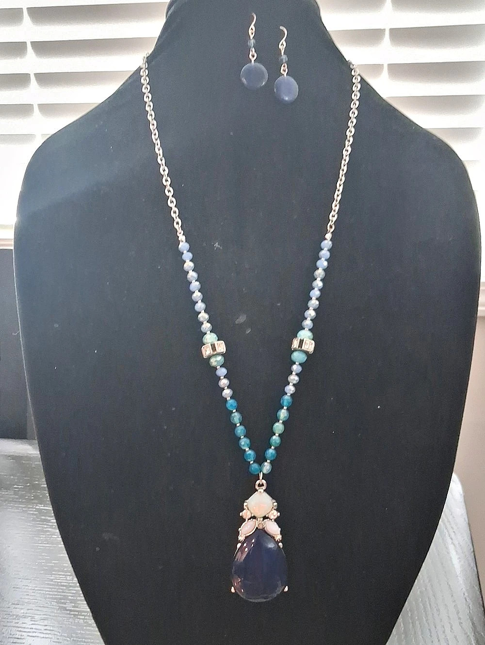 LOFT Beaded Pendant Necklace & Earrings in Blue & Green